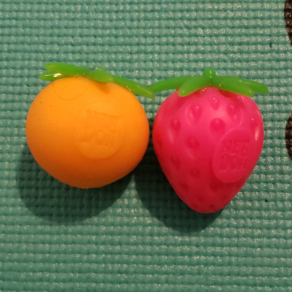 Orange and strawberry nedos